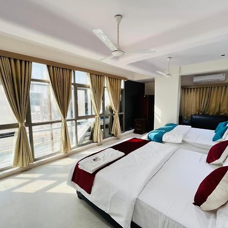 Hotel Royal Sky Morbi Dış mekan fotoğraf